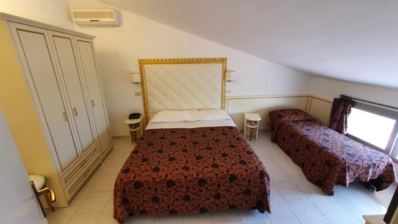 Hotel Rosa Maria Elite Bellaria-Igea Marina Habitación foto