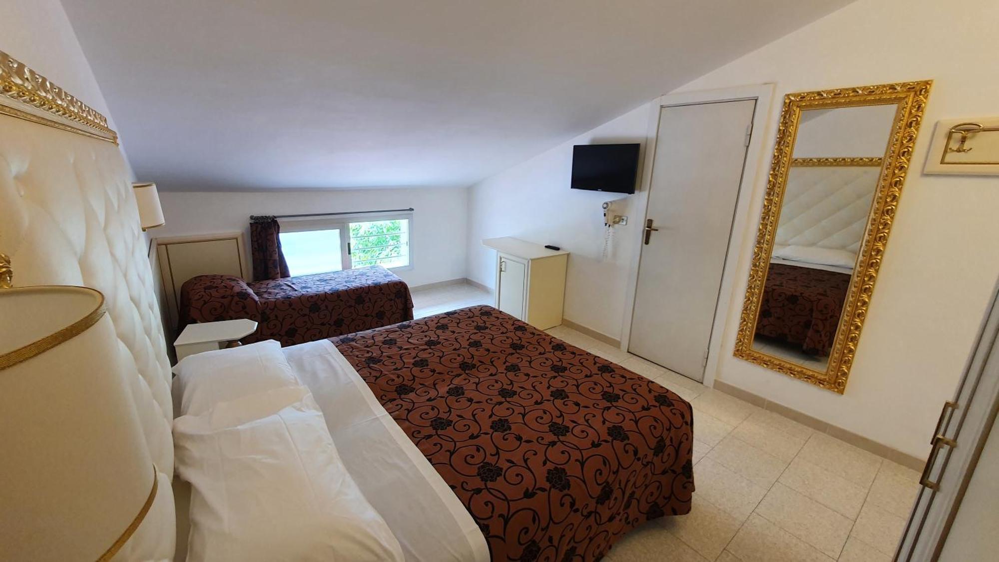 Hotel Rosa Maria Elite Bellaria-Igea Marina Habitación foto
