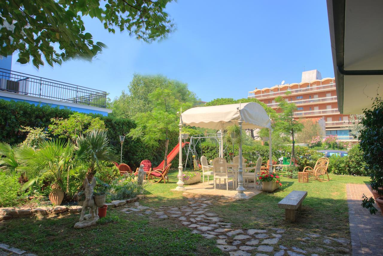 Hotel Rosa Maria Elite Bellaria-Igea Marina Exterior foto